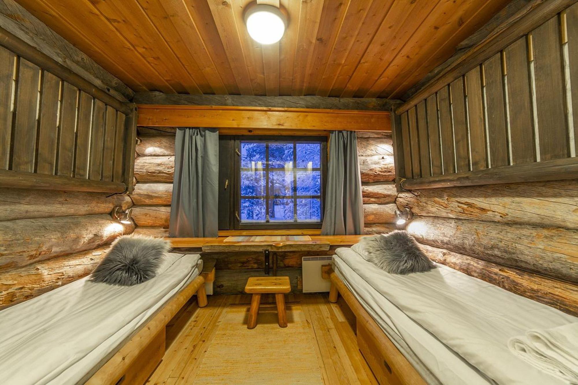 Kuukkeli Log Houses Porakka Inn Saariselkä Exterior foto